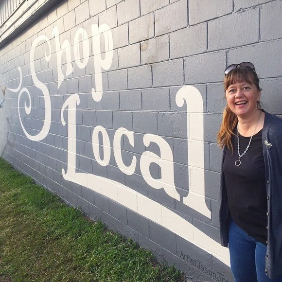 Meet your Posher, Jacqueline - Picture 1 of 1